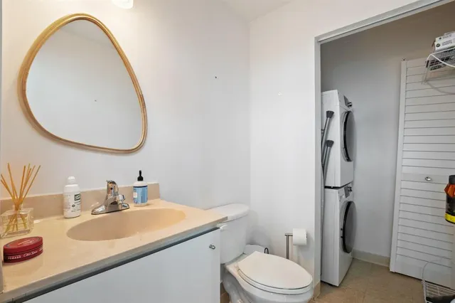 $449,999 | 9066 Southwest 73rd Court, Unit 701, Miami, FL 33156