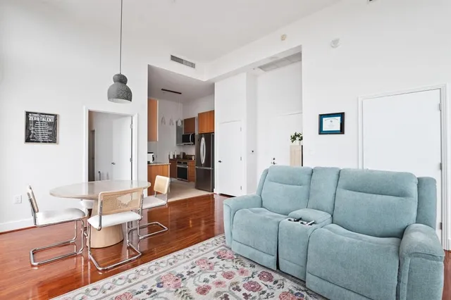 $449,999 | 9066 Southwest 73rd Court, Unit 701, Miami, FL 33156