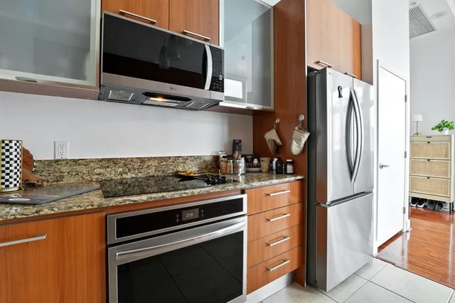 $449,999 | 9066 Southwest 73rd Court, Unit 701, Miami, FL 33156