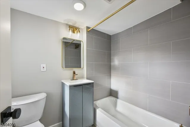 $3,500 | 143 Johnston Avenue, Unit 2, Plainfield, NJ 07062