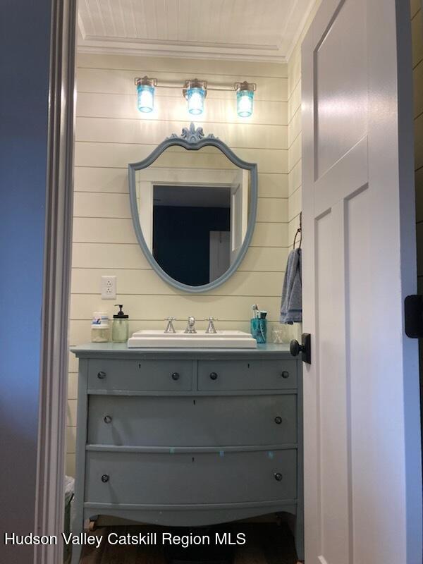 14 Knoth Road Wallkill, NY 12589 - Photo 25 of 46 a bathroom with a sink and a mirror