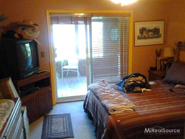 4480 Havens Road Leonard, MI 48367 - Photo 12 of 23 31151041-11.JPG