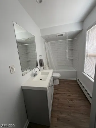 $3,400 | 275 Main Avenue, Unit 2, Stirling, NJ 07980