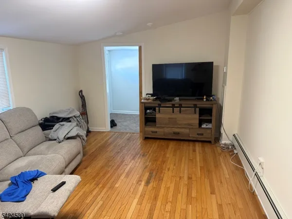 $3,400 | 275 Main Avenue, Unit 2, Stirling, NJ 07980