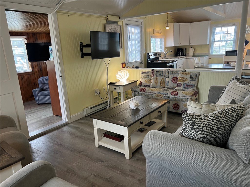 271 Great Island Road Narragansett, RI 02882 - Photo 18 of 36