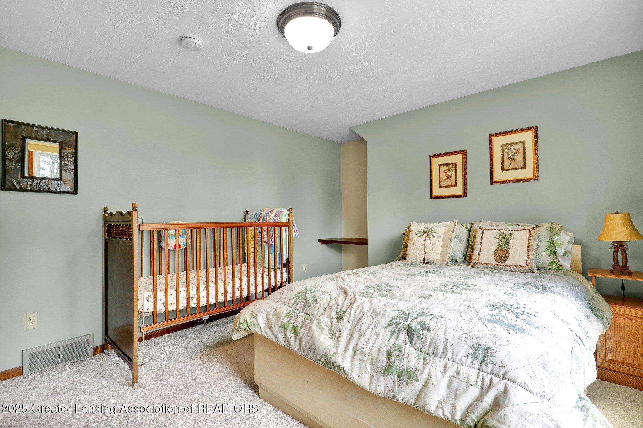 1430 Boichot Road Lansing, MI 48906 - Photo 25 of 67 29-web-or-mls-Open Ended Media-28