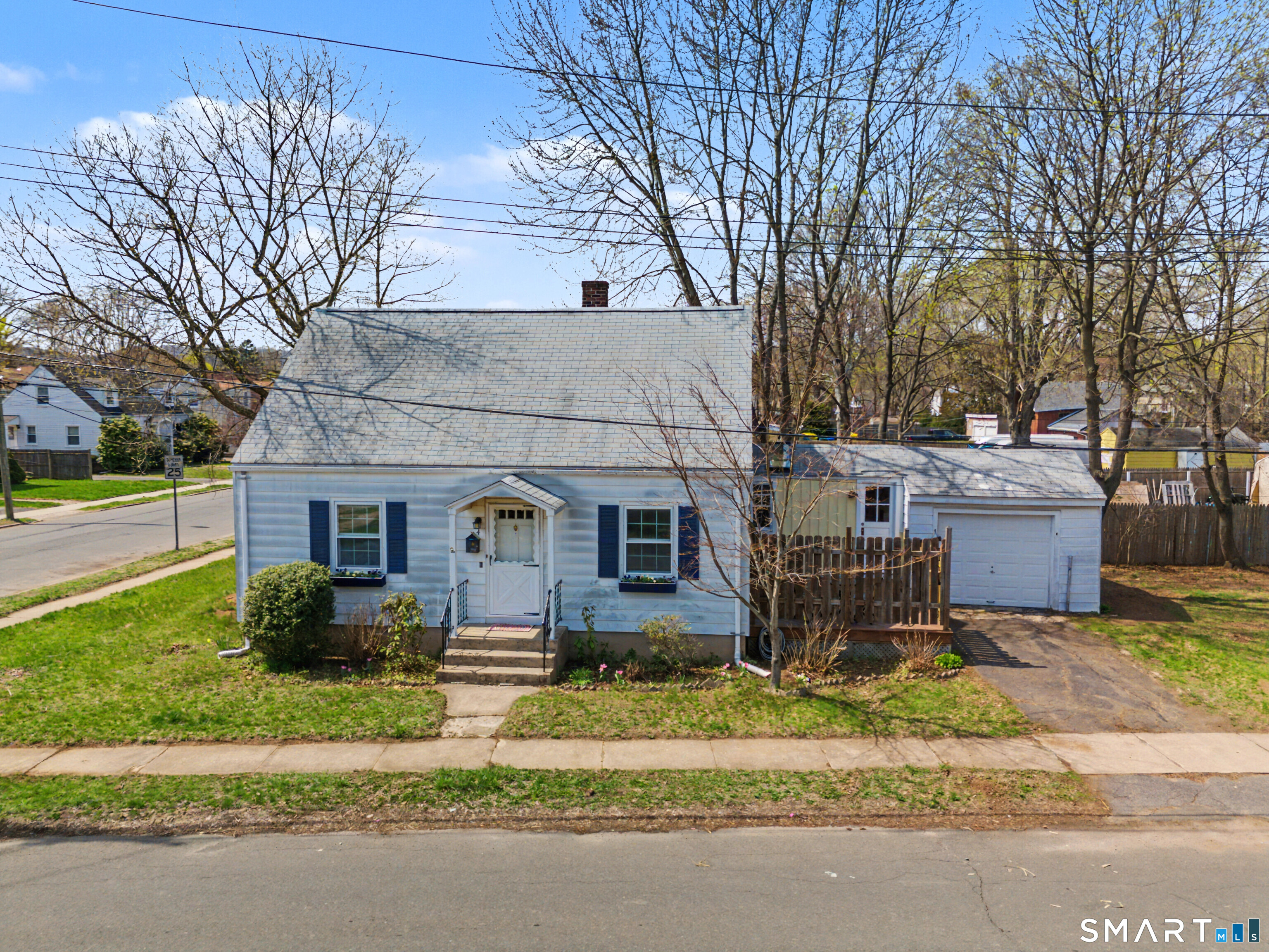 4 Dallas Street Hamden, CT 06514 - Photo 2 of 36