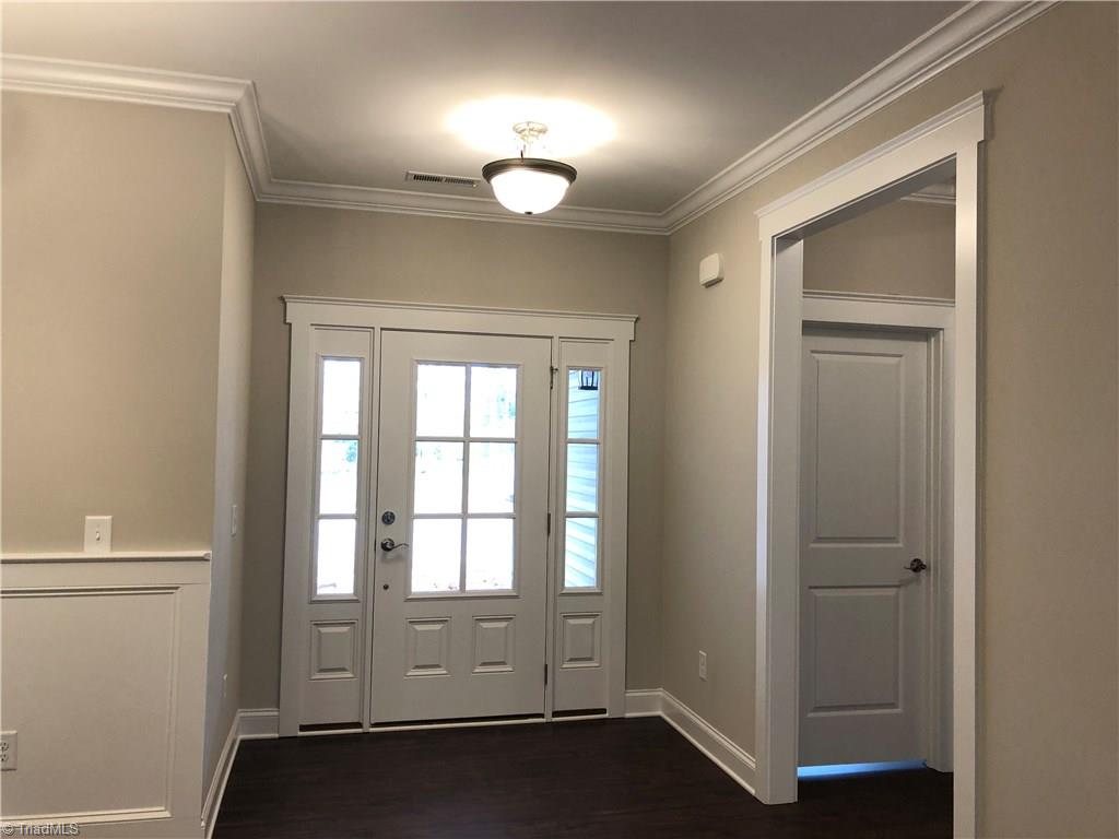 3428 Amber Mdws Road, Unit 27 High Point, NC 27265 - Photo 4 of 26