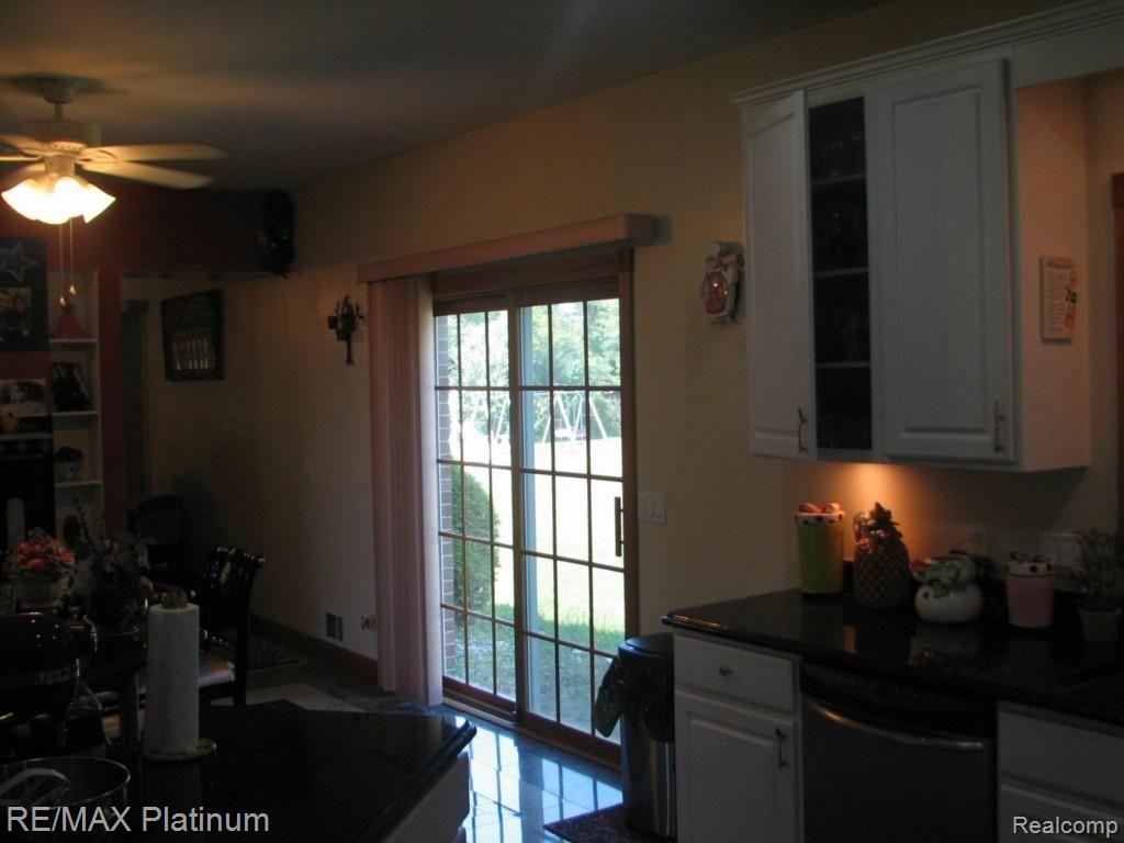 44450 Geddes Road Canton, MI 48188 - Photo 20 of 49 Geddes rd 025.jpg