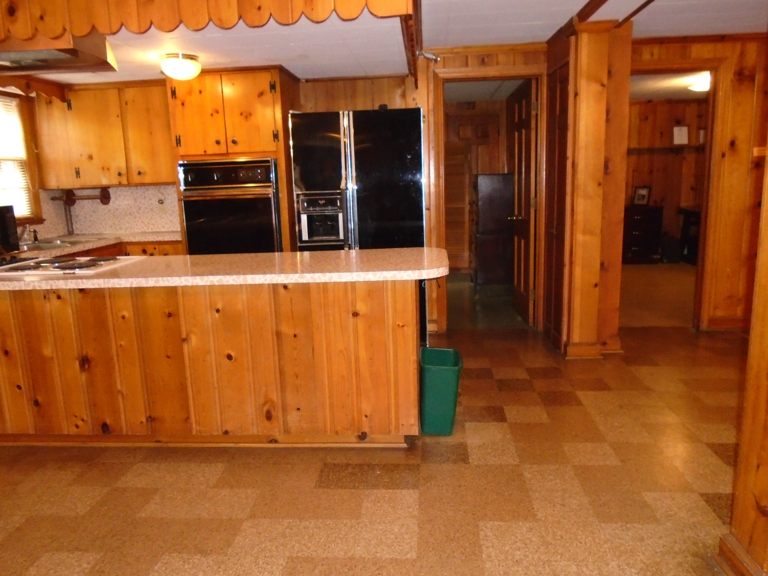 3107 Harmony Road Roanoke, VA 24018 - Photo 29 of 63 Kitchenette (could be in-law quarters)