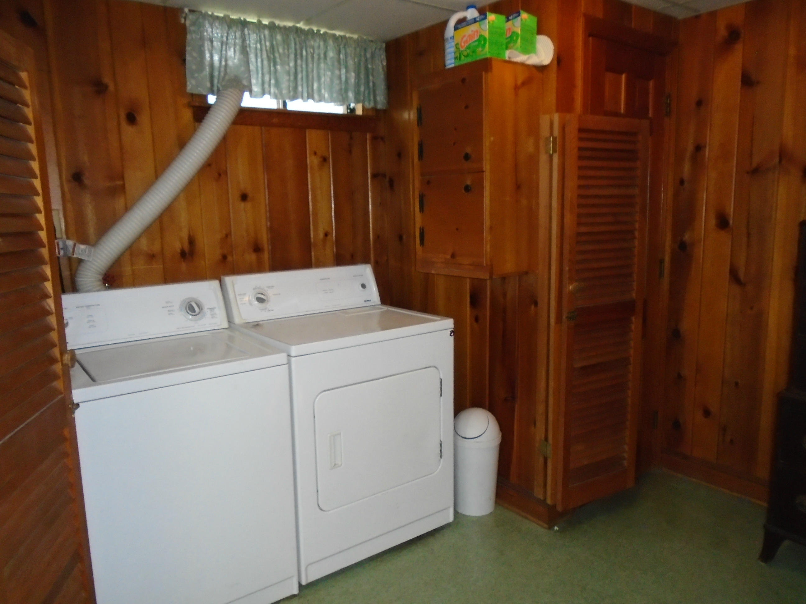 3107 Harmony Road Roanoke, VA 24018 - Photo 33 of 63 Laundry