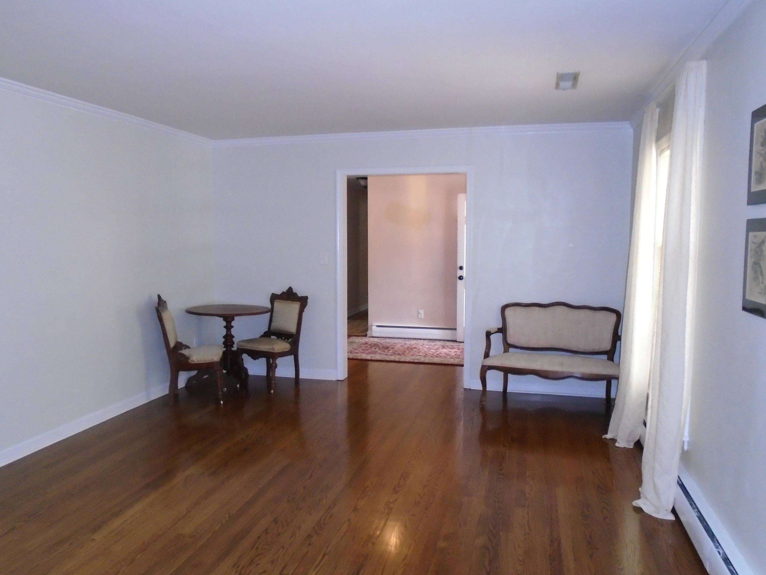 3107 Harmony Road Roanoke, VA 24018 - Photo 9 of 63 Living Room