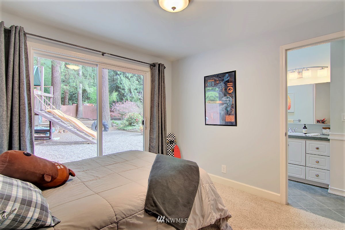 9304 Northeast 184th Place Bothell, WA 98011 - Photo 20 of 40 Gallery Image 20