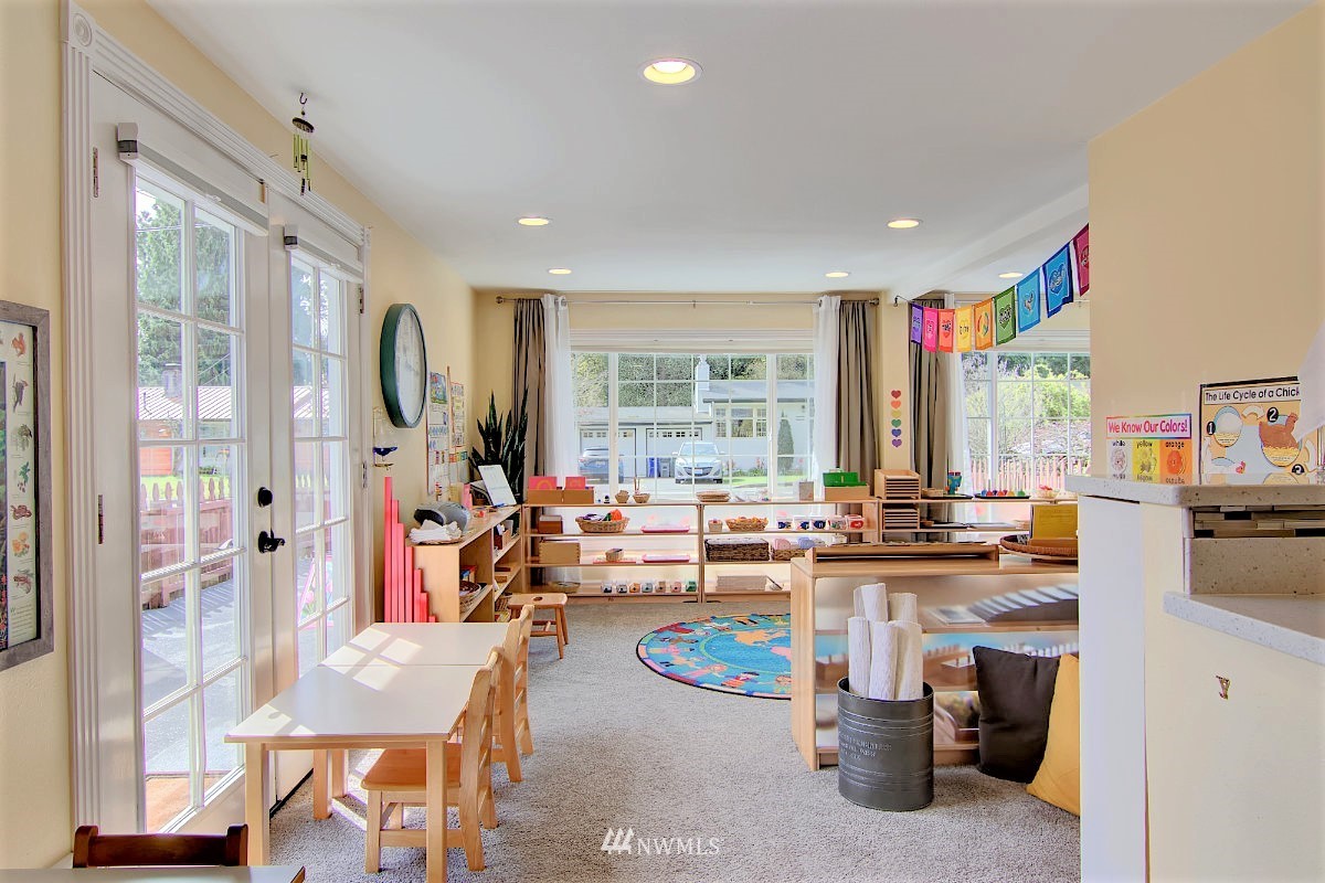 9304 Northeast 184th Place Bothell, WA 98011 - Photo 26 of 40 Gallery Image 26