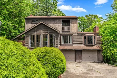 $315,000 | 330 Klamath Drive, Pittsburgh, PA 15205