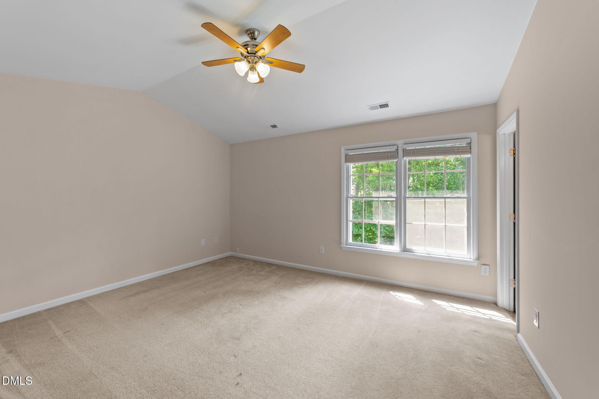 102 Shady Spring Place Durham, NC 27713 - Photo 22 of 37 35-web-or-mls-VB4A6708