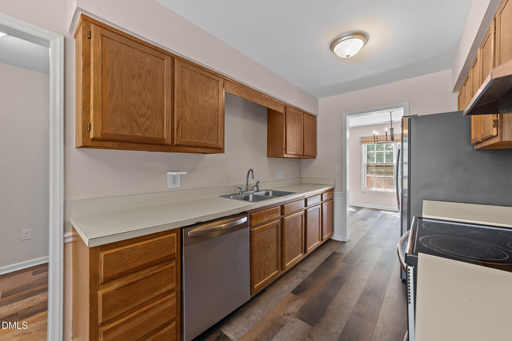 102 Shady Spring Place Durham, NC 27713 - Photo 10 of 37 20-web-or-mls-VB4A6642