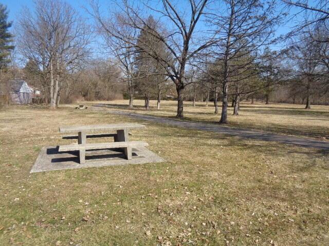 976 North Nelson Road Columbus, OH 43219 - Photo 17 of 62 Haden Park