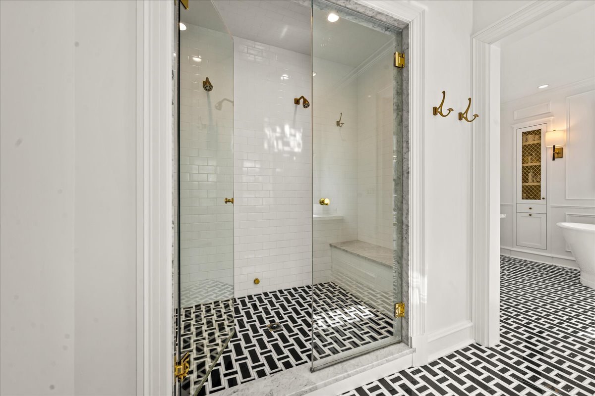 605 Arbor Vitae Road Winnetka, IL 60093 - Photo 41 of 84