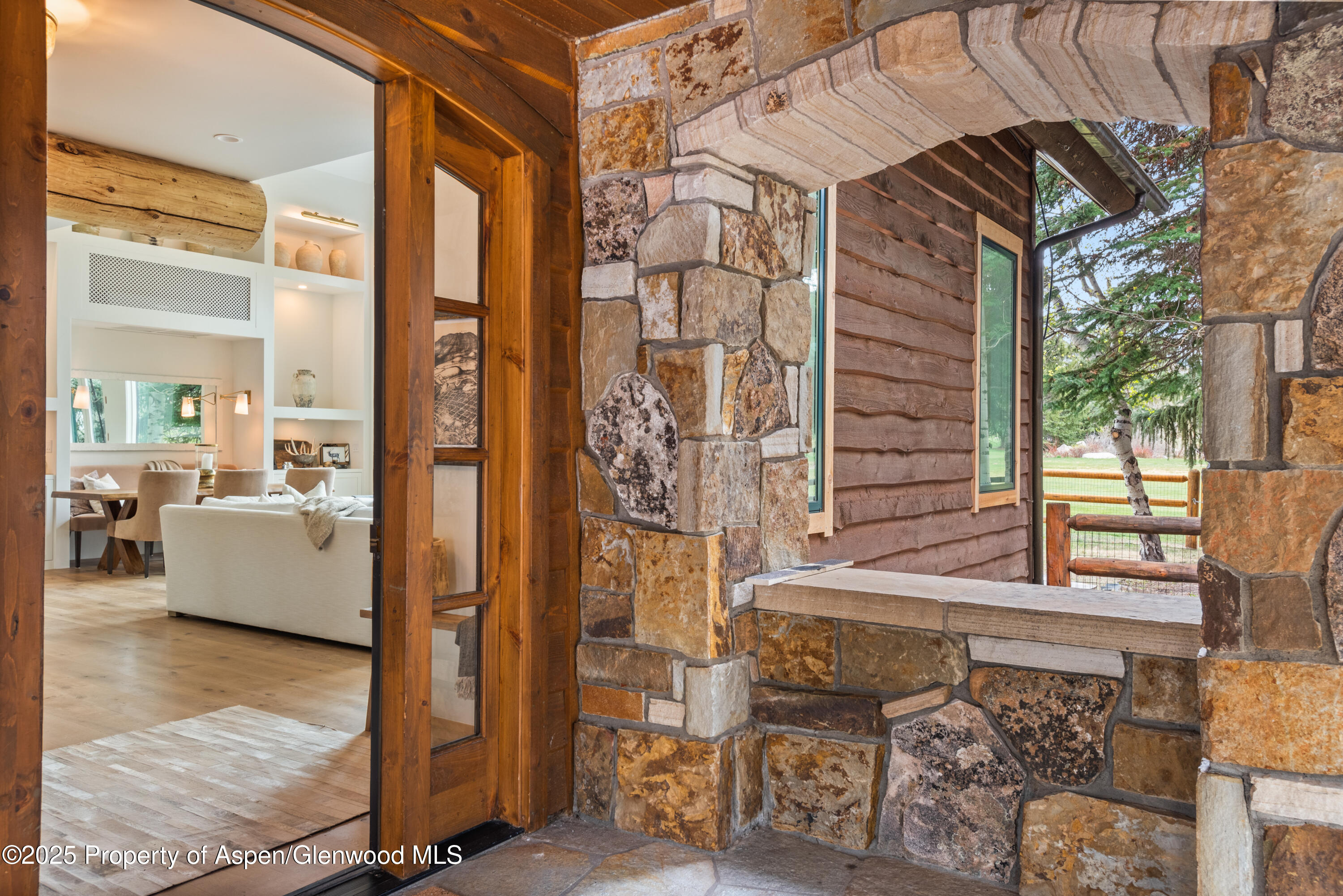 1495 Homestake Drive, Unit 2 Aspen, CO 81611 - Photo 5 of 42 10-1495Homestake_250430010