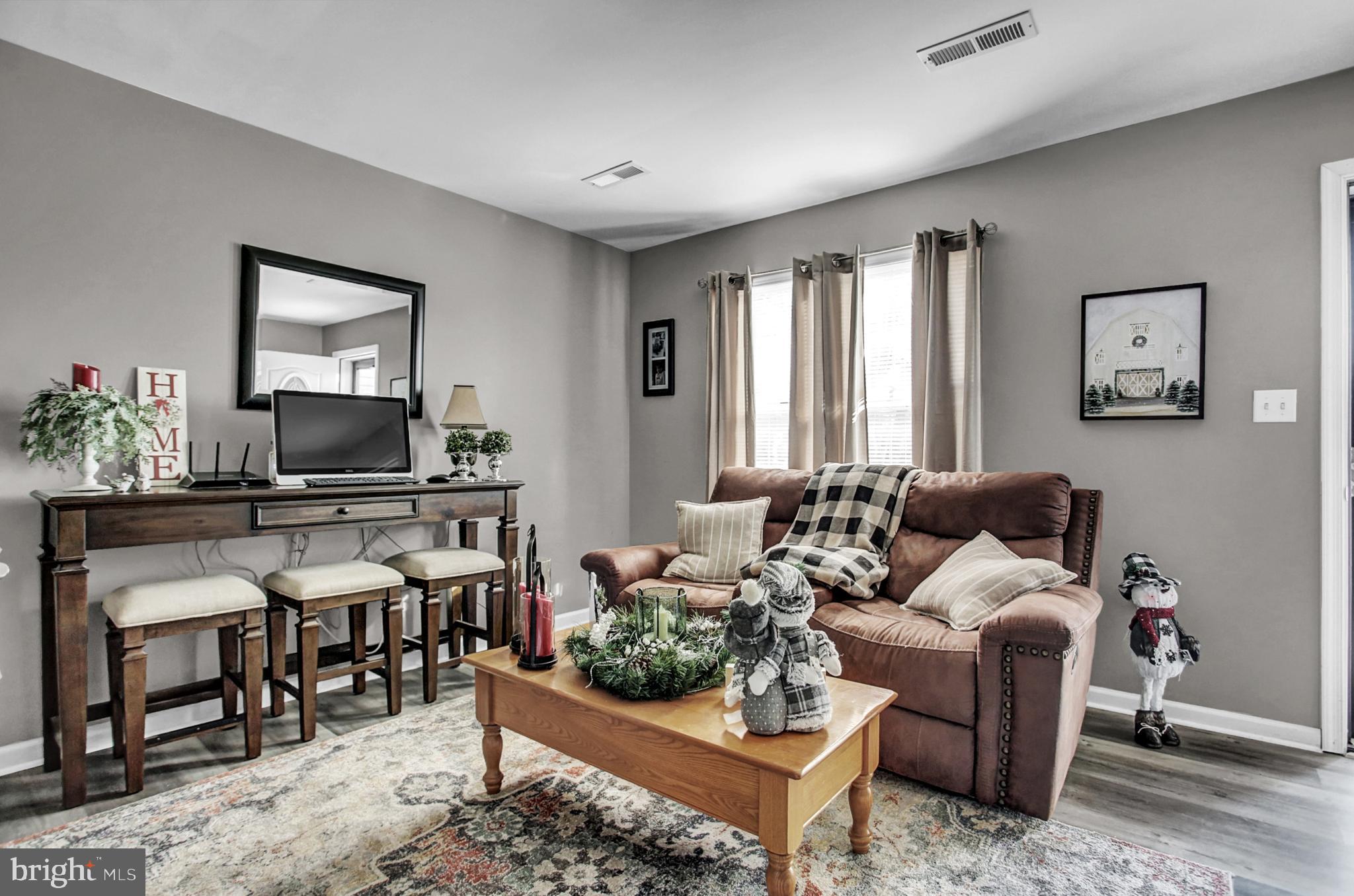 2912 Rainbow Road Dover, PA 17315 - Photo 2 of 33 Gallery Image 2