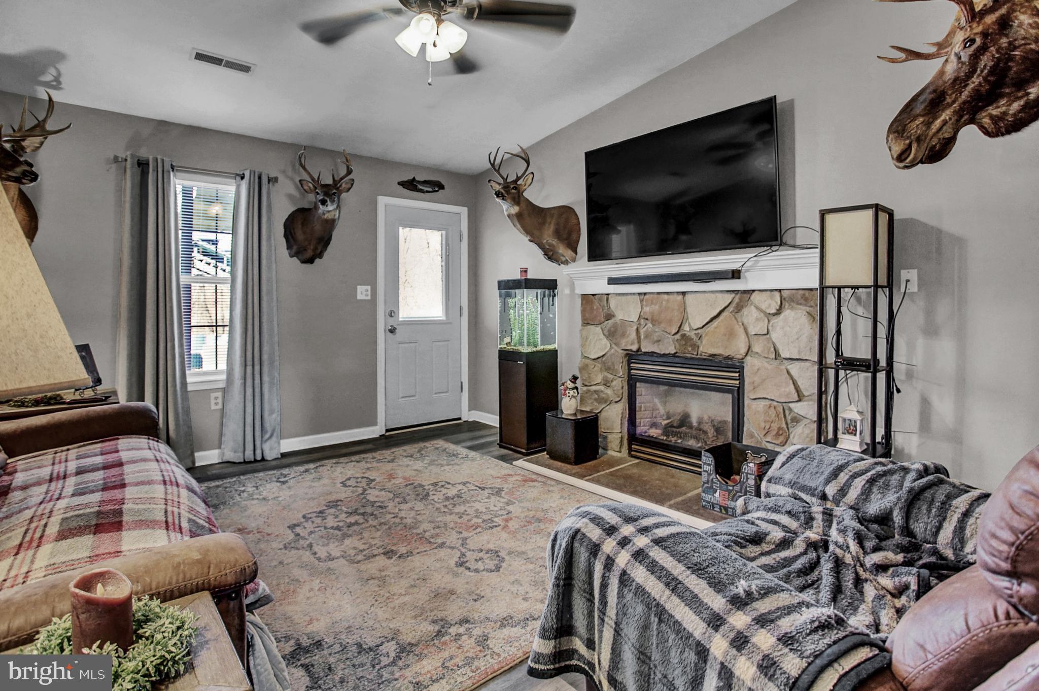 2912 Rainbow Road Dover, PA 17315 - Photo 7 of 33 Gallery Image 7