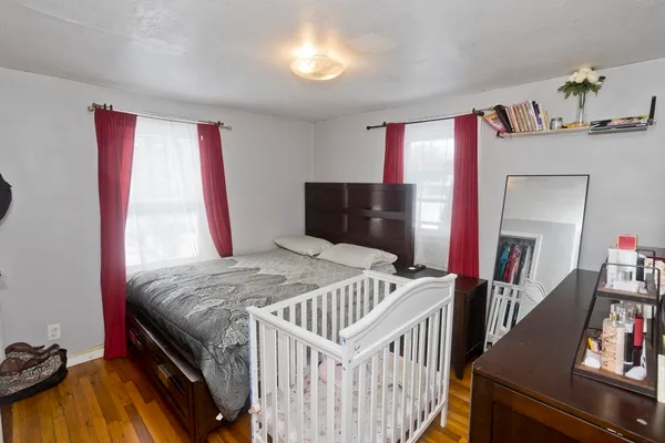 $284,900 | 70 Chateaugay Street, Chicopee, MA 01020