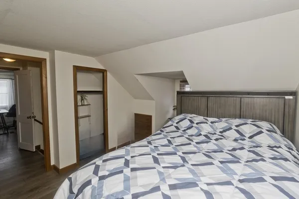 $284,900 | 70 Chateaugay Street, Chicopee, MA 01020