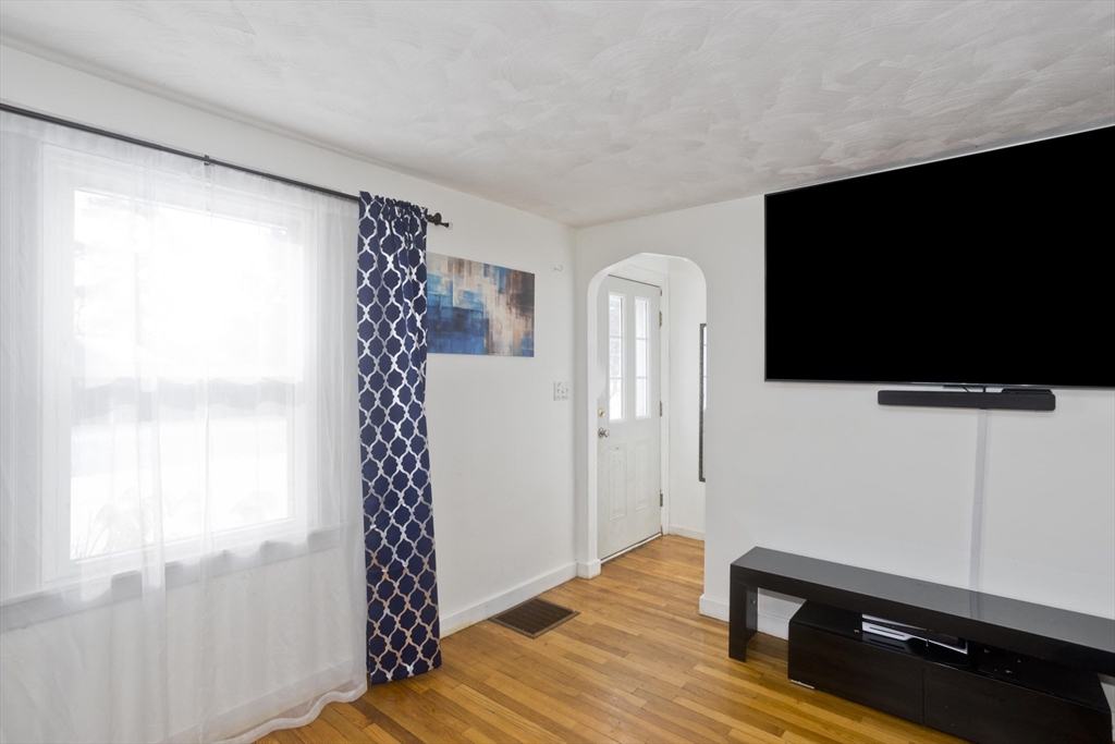 70 Chateaugay Street Chicopee, MA 01020 - Photo 9 of 17