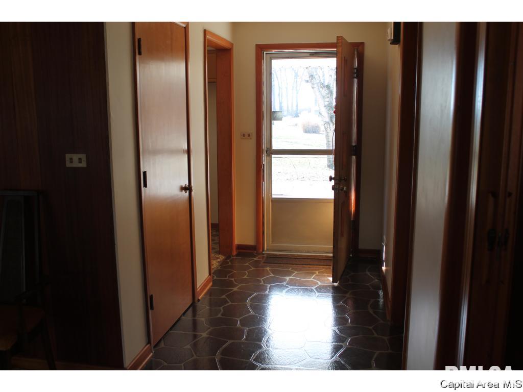25 Sumner Lane Springfield, IL 62707 - Photo 17 of 36 Gallery Image 17