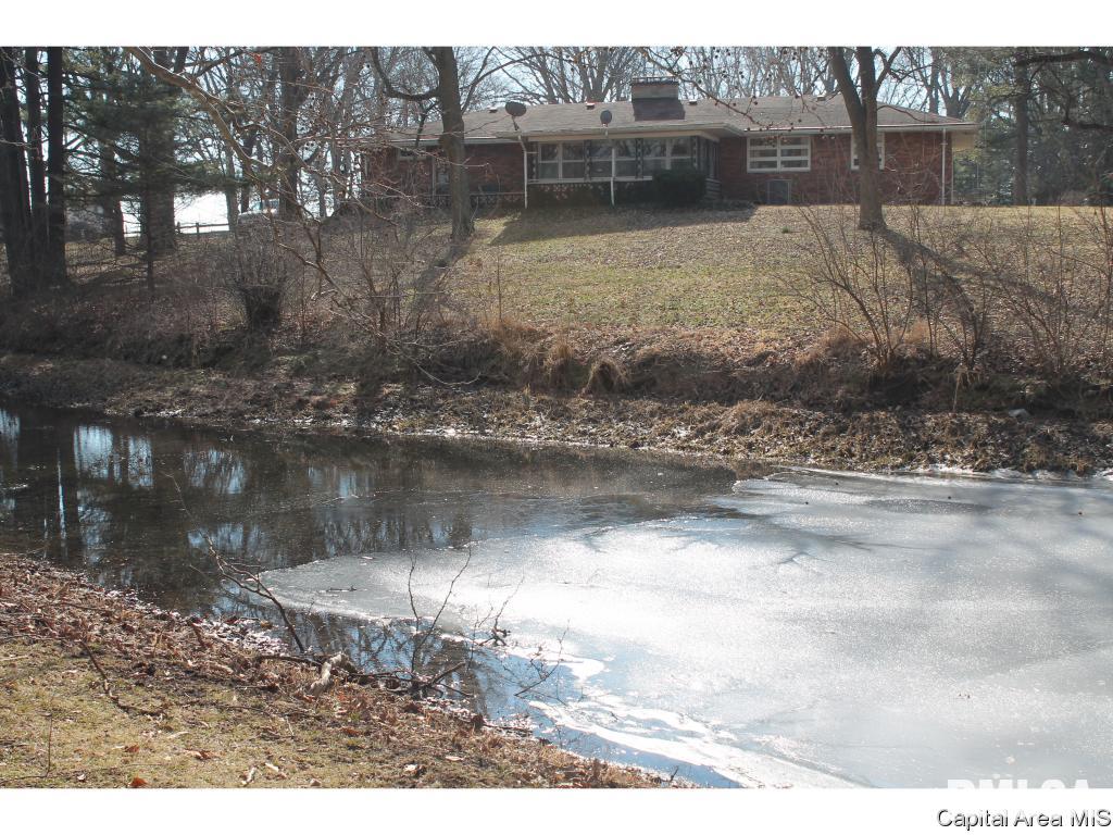 25 Sumner Lane Springfield, IL 62707 - Photo 3 of 36 Gallery Image 3