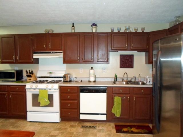 237 Hillcrest Road Madisonville, TN 37354 - Photo 4 of 19 04-SAM_0248