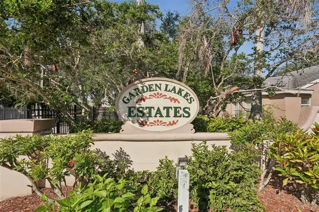 $425,000 | 3817 Garden Lakes Estates Drive, Bradenton, FL 34203