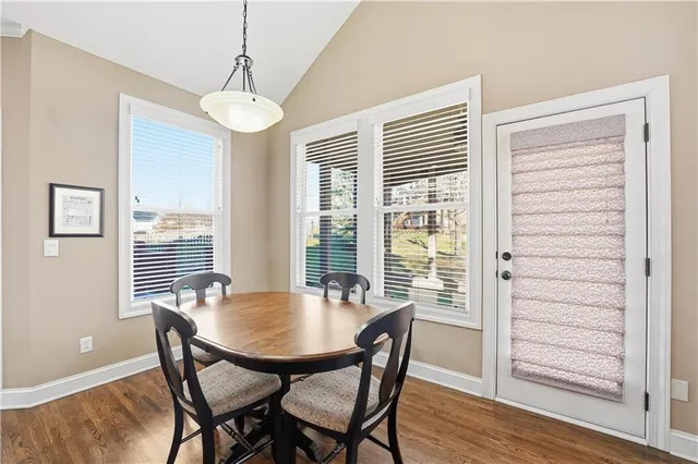 $550,000 | 10229 Avalon, Kansas City, MO 64154