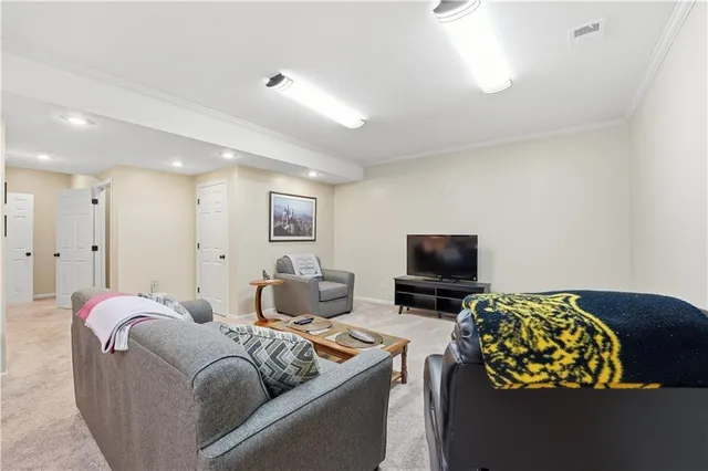 $550,000 | 10229 Avalon, Kansas City, MO 64154