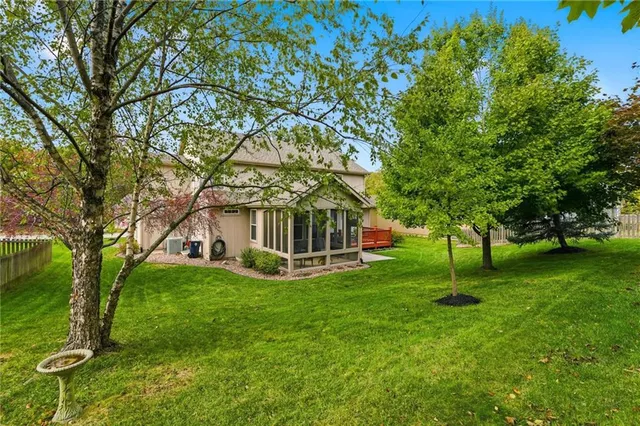 $550,000 | 10229 Avalon, Kansas City, MO 64154