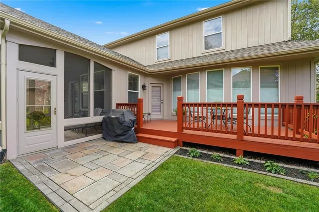 $550,000 | 10229 Avalon, Kansas City, MO 64154