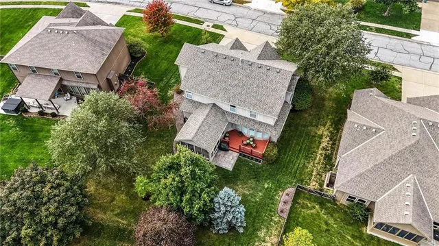 $550,000 | 10229 Avalon, Kansas City, MO 64154