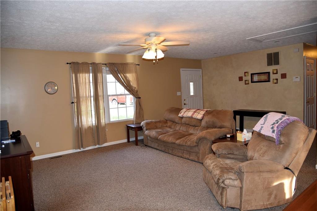 3140 Pitkin Road Martinsville, IN 46151 - Photo 12 of 34 Gallery Image 12