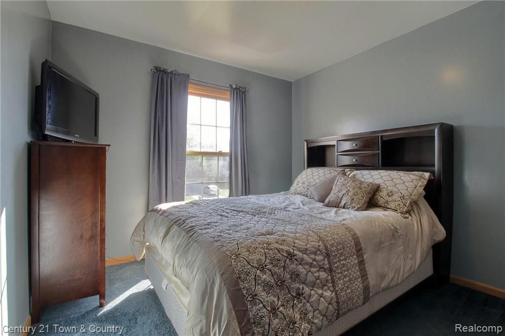 51959 Boland Road Chesterfield, MI 48047 - Photo 15 of 39