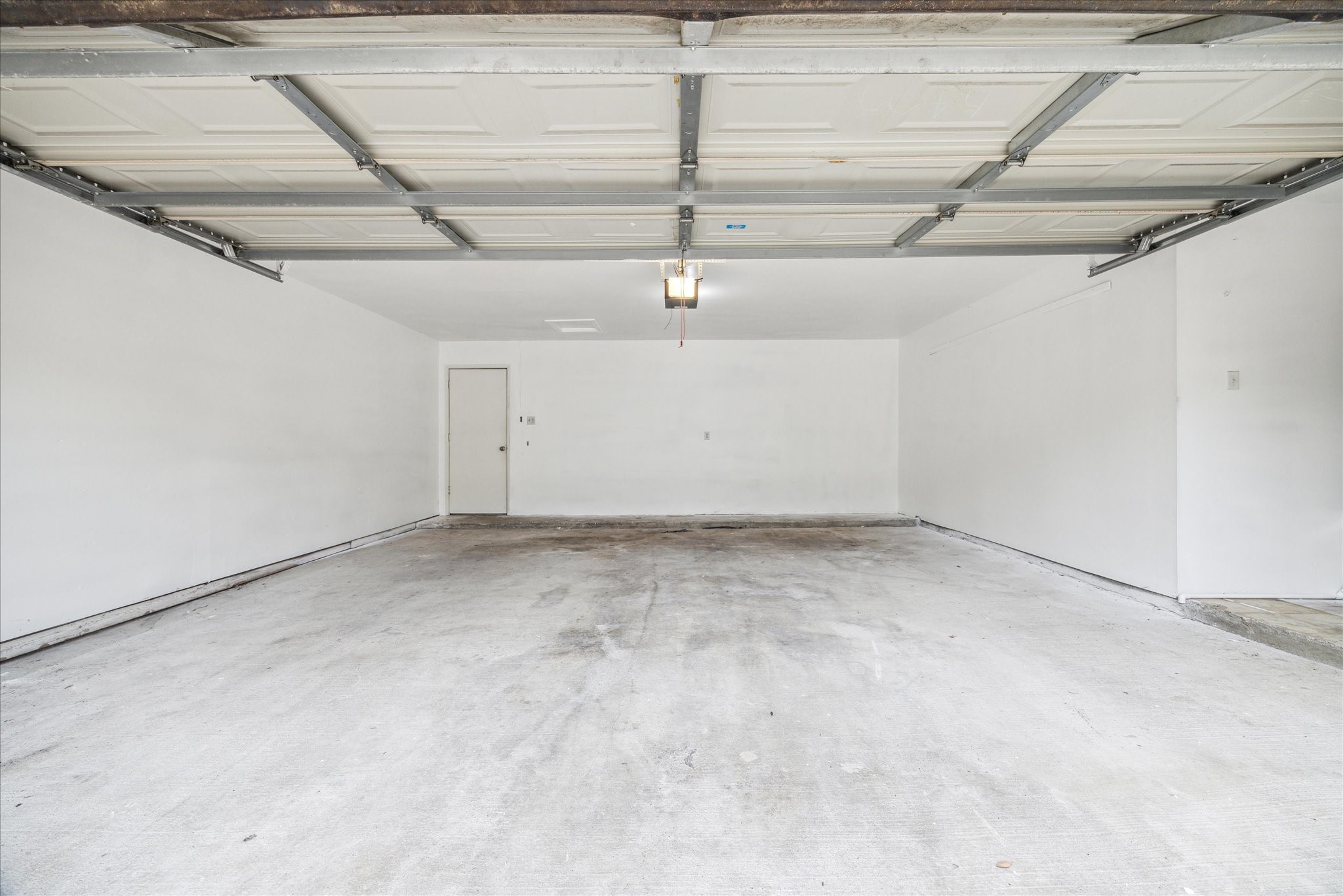 1864 South Gessner Road Houston, TX 77063 - Photo 7 of 17