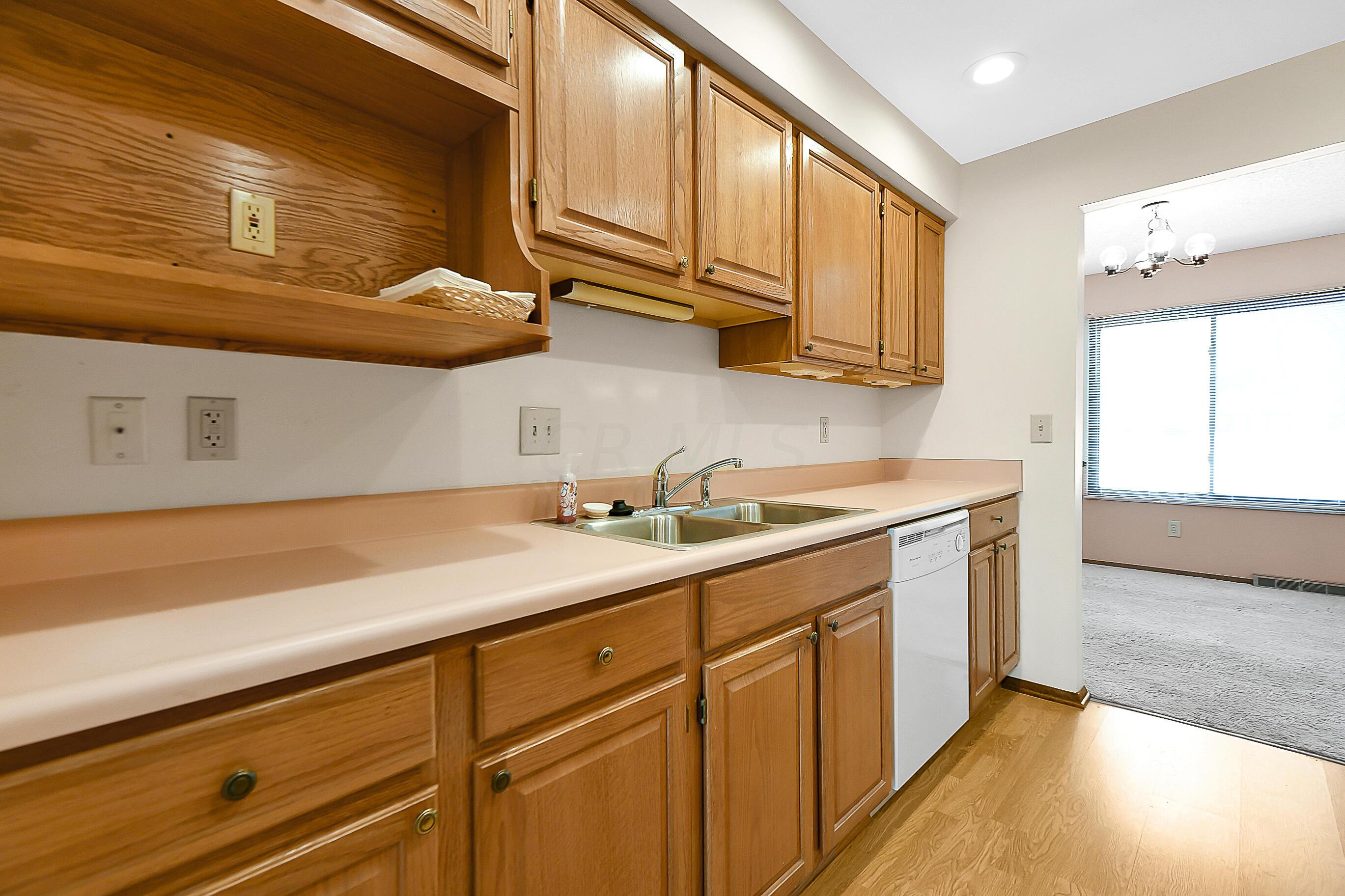 6287 Rutherford Place, Unit B Columbus, OH 43213 - Photo 10 of 36 Gallery Image 10