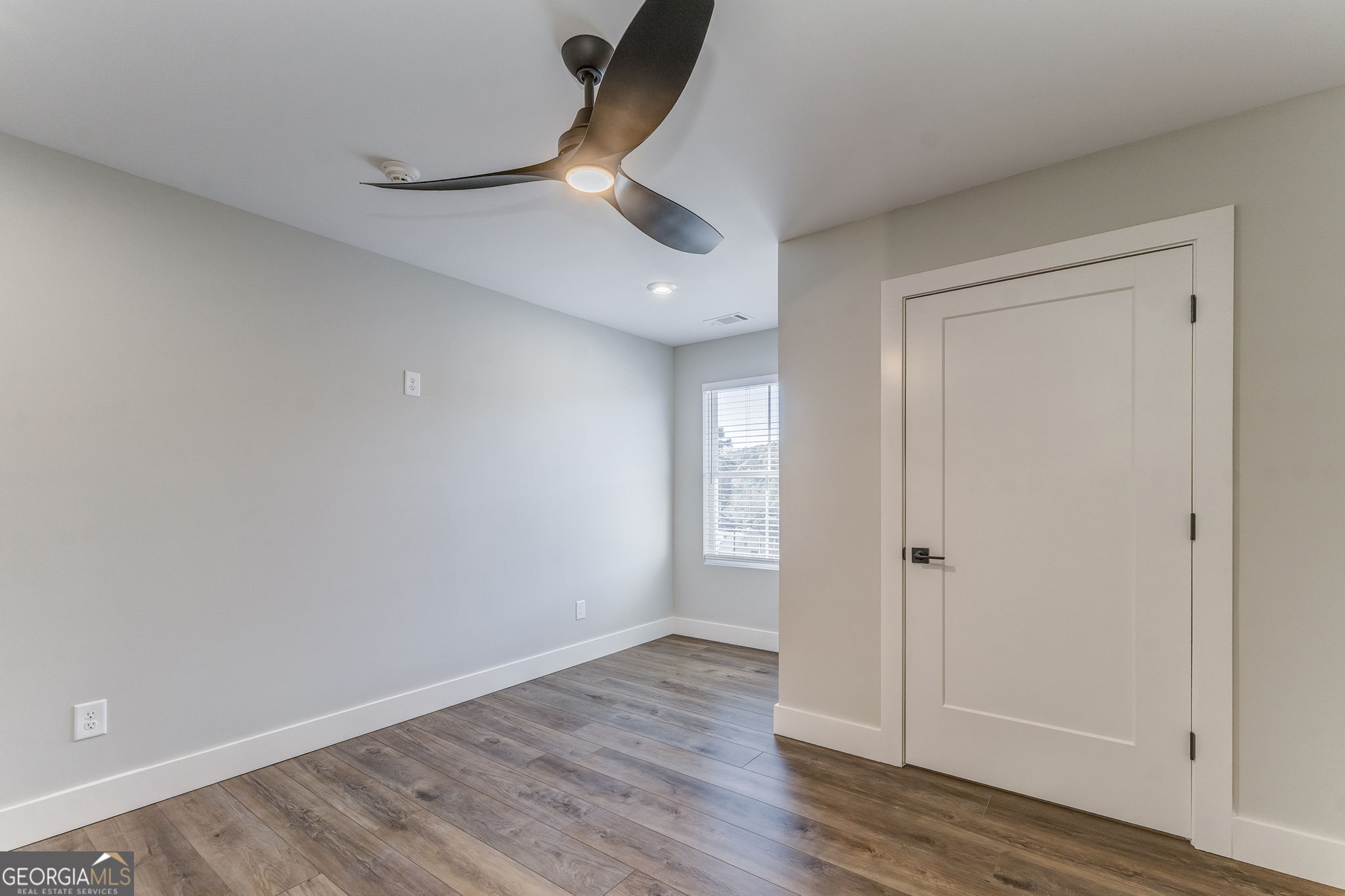 93 Chateau Drive Southeast Rome, GA 30161 - Photo 63 of 66 a view of an empty room