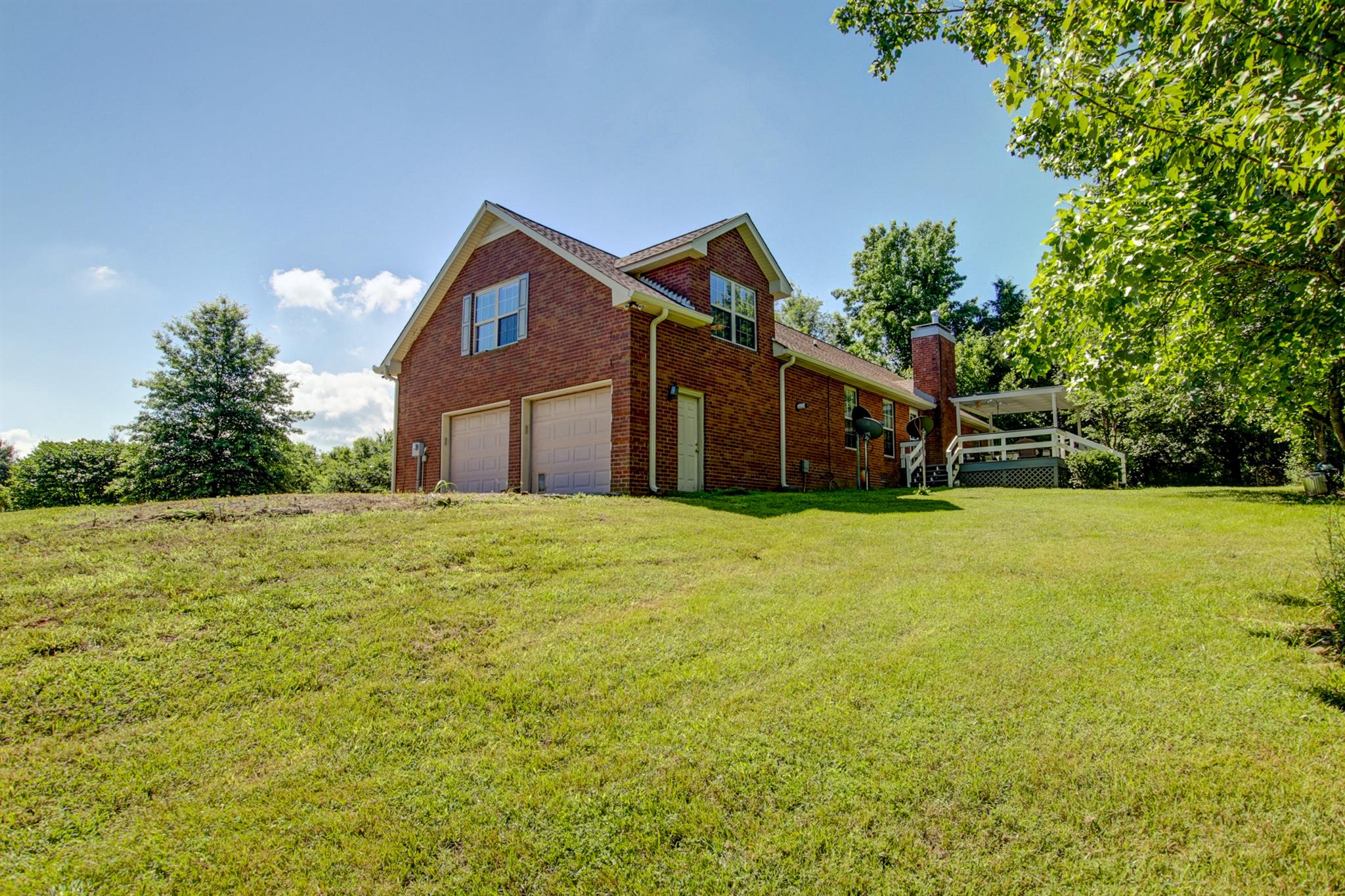 337 Tomlinson Road Lebanon, TN 37087 - Photo 3 of 27 a house view with a outdoor space