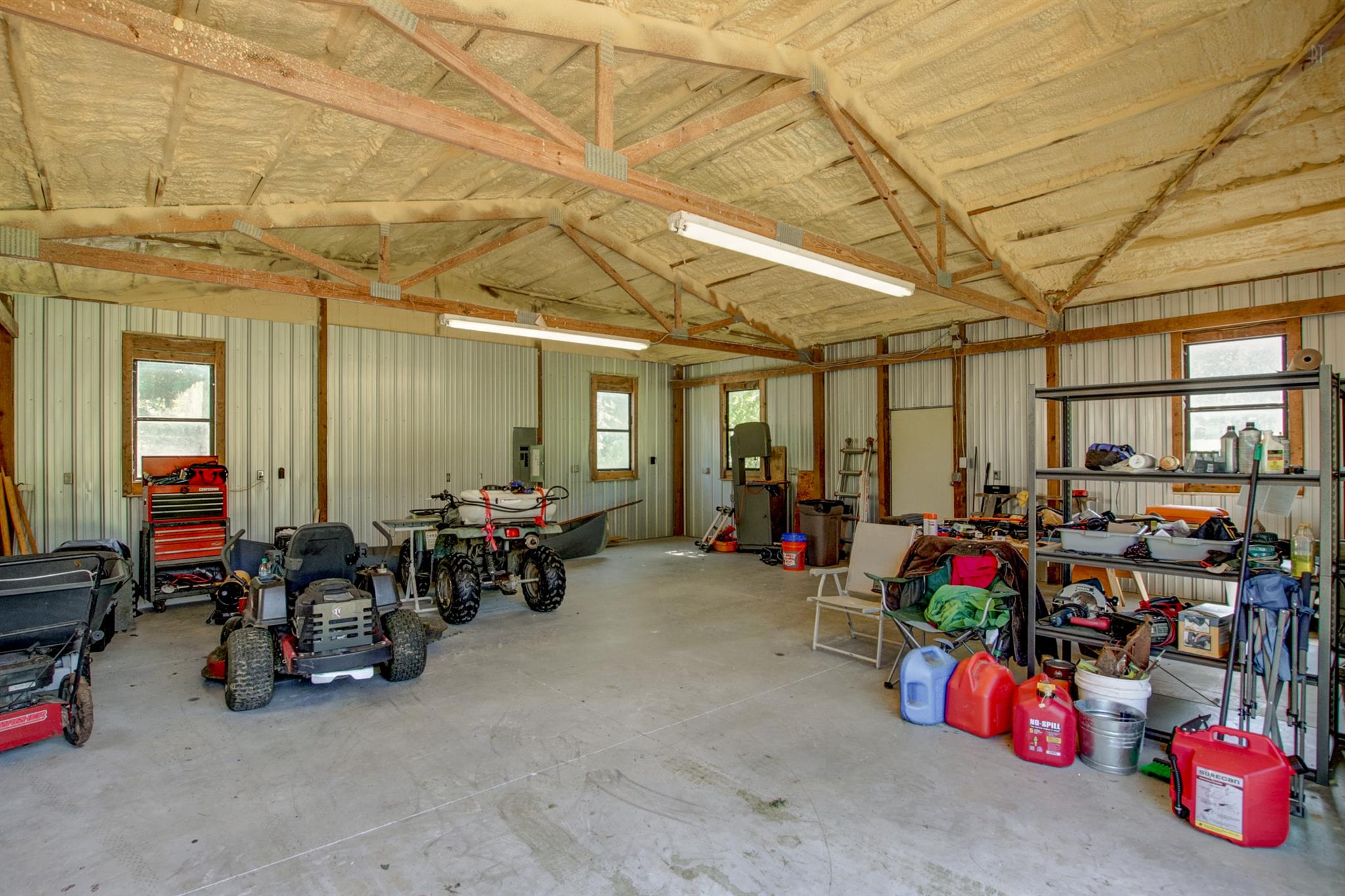 337 Tomlinson Road Lebanon, TN 37087 - Photo 9 of 27 a view of a room with gym equipment