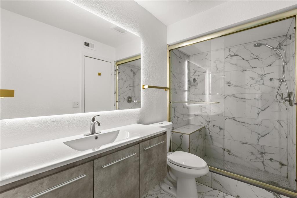 5168 Conroy Road, Unit 25 Orlando, FL 32811 - Photo 11 of 26