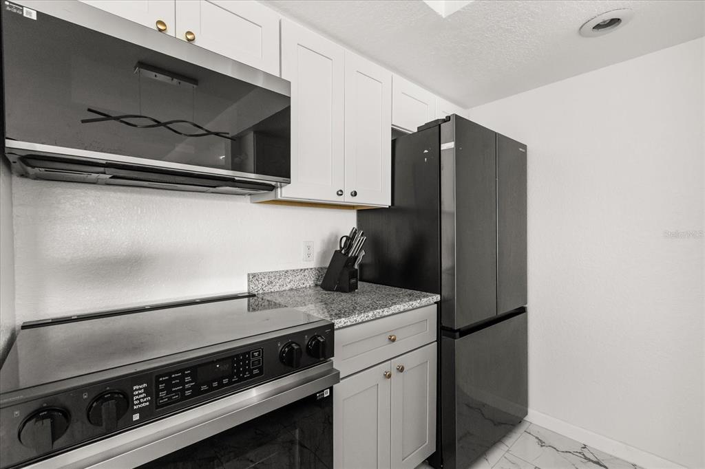 5168 Conroy Road, Unit 25 Orlando, FL 32811 - Photo 6 of 26