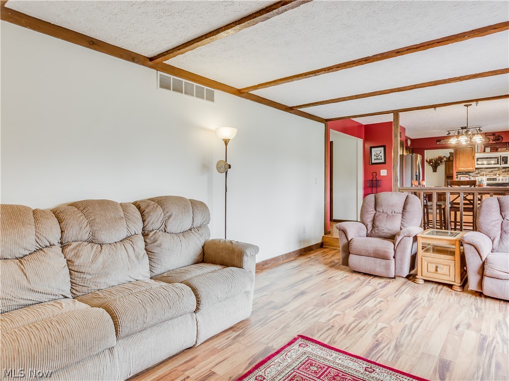 3650 Hemphill Road Norton, OH 44203 - Photo 17 of 31 Gallery Image 17