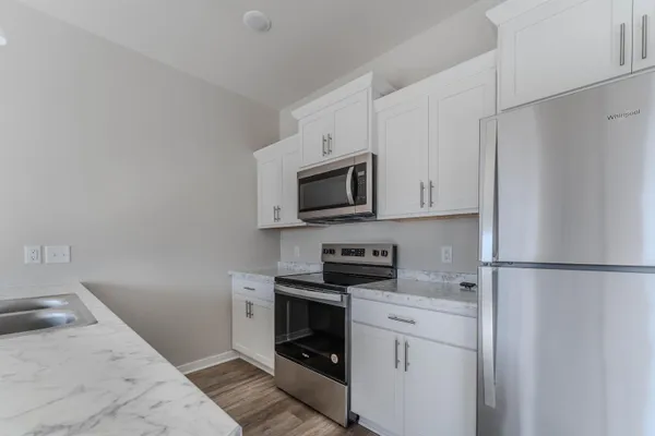 $299,900 | 1080 West 20th Avenue, Oshkosh, WI 54902