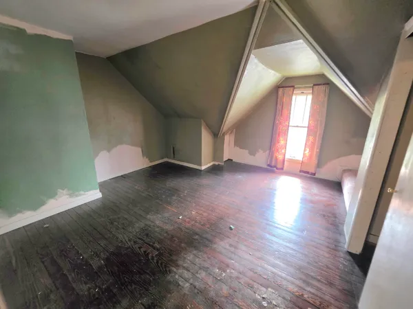 $399,900 | 1640 North 69th Street, Wauwatosa, WI 53213